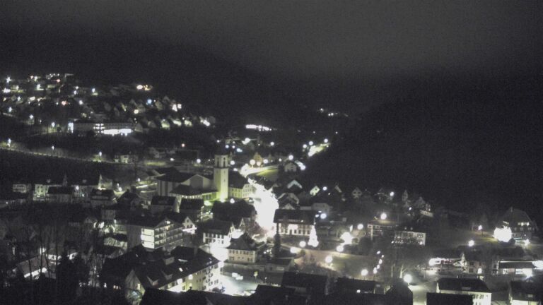 Dieses Bild zeigt eine Webcam-Aufnahme von Ottenhöfen, aufgenommen am Dienstag, den 23.12.2025 um 06:30 Uhr