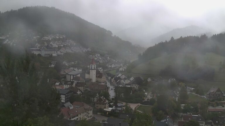 Dieses Bild zeigt eine Webcam-Aufnahme von Ottenhöfen, aufgenommen am Donnerstag, den 08.10.2026 um 15:00 Uhr