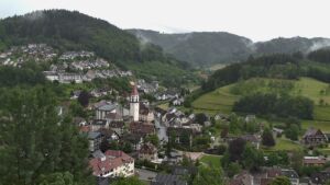 Dieses Bild zeigt eine Webcam-Aufnahme von Ottenhöfen, aufgenommen am Dienstag, den 02.06.2026 um 17:40 Uhr