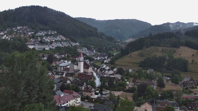 Dieses Bild zeigt eine Webcam-Aufnahme von Ottenhöfen, aufgenommen am Donnerstag, den 16.07.2026 um 20:50 Uhr