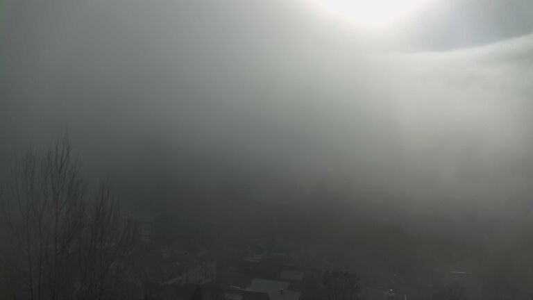 Dieses Bild zeigt eine Webcam-Aufnahme von Ottenhöfen, aufgenommen am Sonntag, den 28.12.2025 um 12:00 Uhr