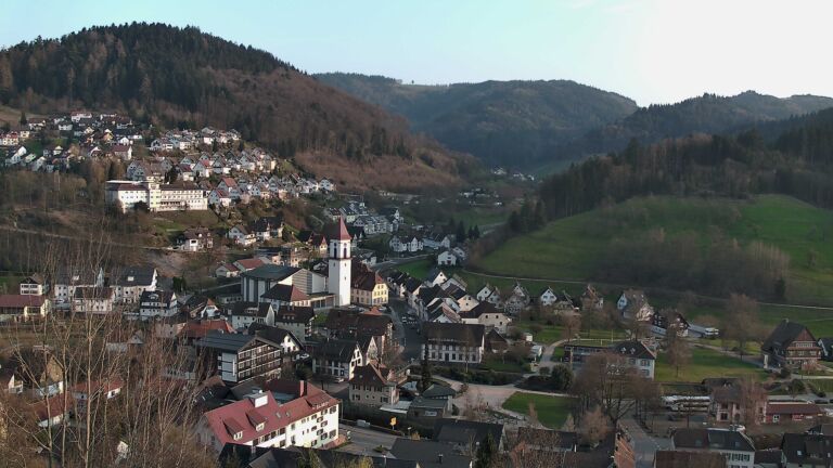 Dieses Bild zeigt eine Webcam-Aufnahme von Ottenhöfen, aufgenommen am Sonntag, den 22.03.2026 um 17:40 Uhr