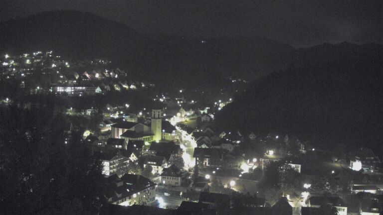 Dieses Bild zeigt eine Webcam-Aufnahme von Ottenhöfen, aufgenommen am Samstag, den 24.10.2026 um 19:50 Uhr