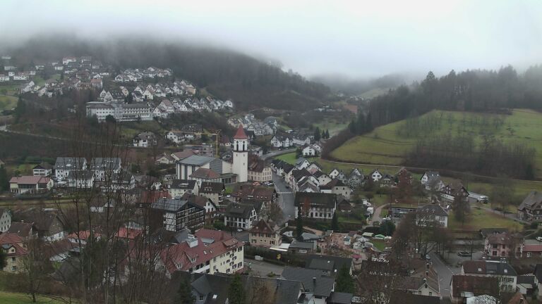 Dieses Bild zeigt eine Webcam-Aufnahme von Ottenhöfen, aufgenommen am Sonntag, den 14.12.2025 um 09:10 Uhr