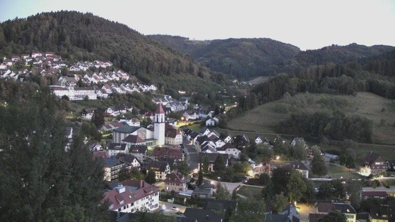 Dieses Bild zeigt eine Webcam-Aufnahme von Ottenhöfen, aufgenommen am Freitag, den 11.09.2026 um 20:20 Uhr