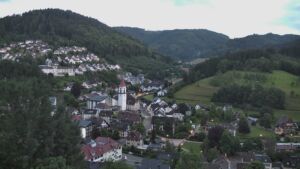 Dieses Bild zeigt eine Webcam-Aufnahme von Ottenhöfen, aufgenommen am Montag, den 08.06.2026 um 21:30 Uhr