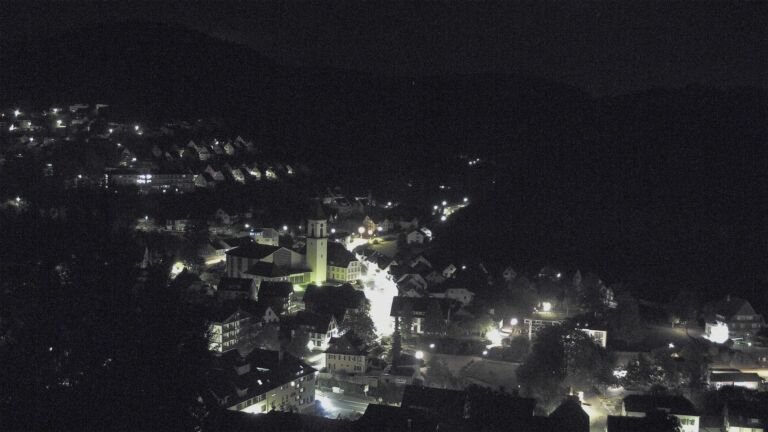 Dieses Bild zeigt eine Webcam-Aufnahme von Ottenhöfen, aufgenommen am Sonntag, den 11.10.2026 um 06:10 Uhr