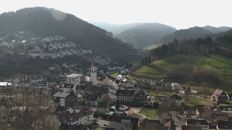 Dieses Bild zeigt eine Webcam-Aufnahme von Ottenhöfen, aufgenommen am Sonntag, den 08.03.2026 um 09:30 Uhr