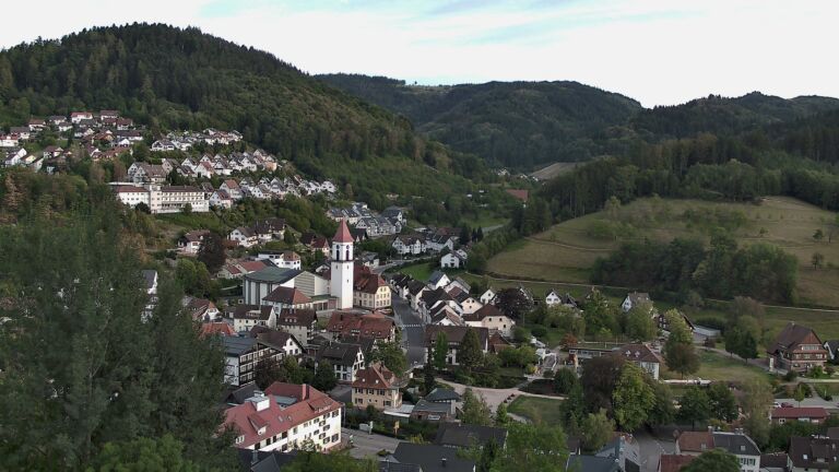 Dieses Bild zeigt eine Webcam-Aufnahme von Ottenhöfen, aufgenommen am Mittwoch, den 02.09.2026 um 19:10 Uhr