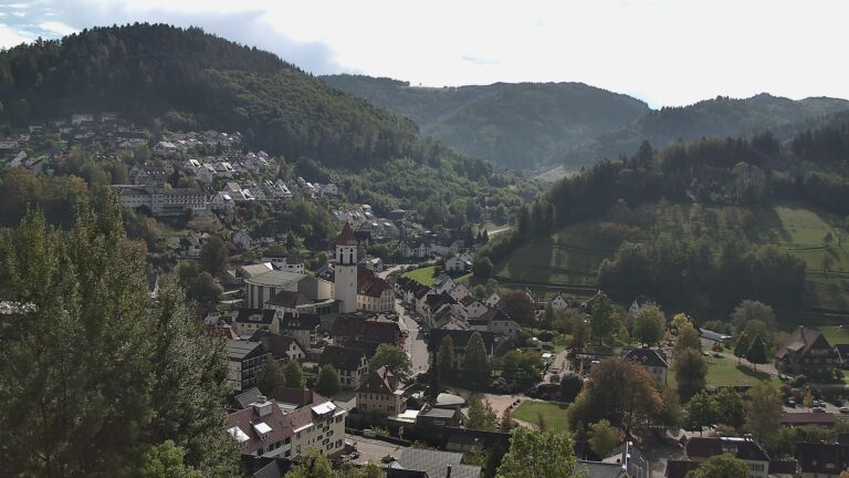 Dieses Bild zeigt eine Webcam-Aufnahme von Ottenhöfen, aufgenommen am Freitag, den 16.10.2026 um 12:50 Uhr