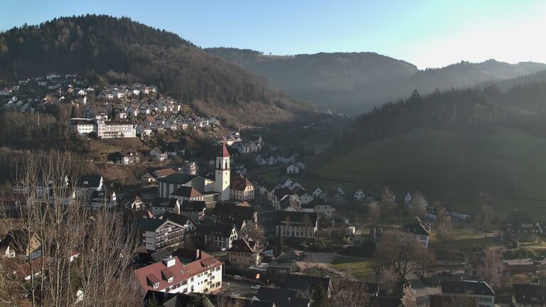 Dieses Bild zeigt eine Webcam-Aufnahme von Ottenhöfen, aufgenommen am Donnerstag, den 05.02.2026 um 16:10 Uhr