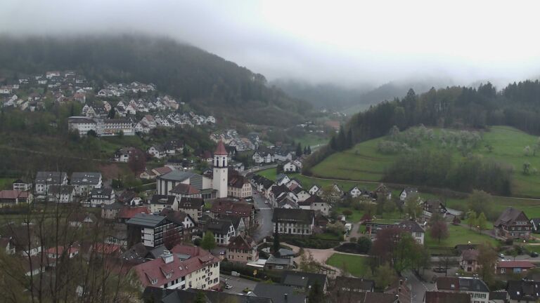 Dieses Bild zeigt eine Webcam-Aufnahme von Ottenhöfen, aufgenommen am Dienstag, den 14.04.2026 um 07:00 Uhr