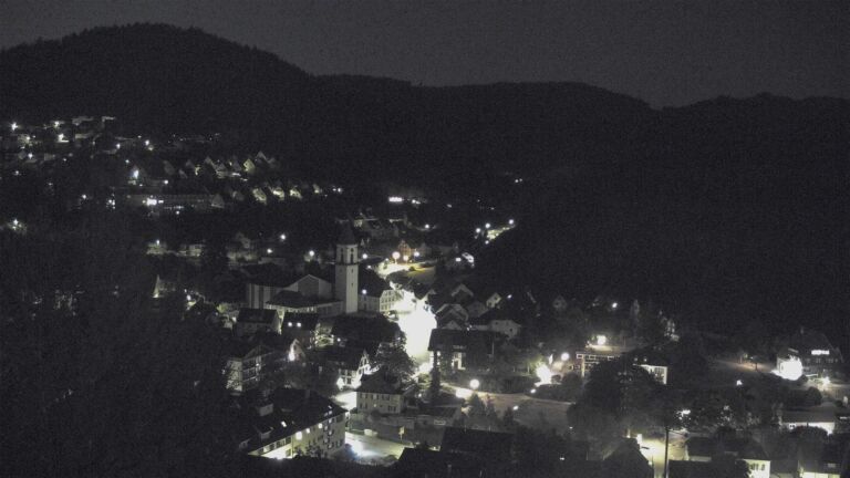 Dieses Bild zeigt eine Webcam-Aufnahme von Ottenhöfen, aufgenommen am Montag, den 03.08.2026 um 00:00 Uhr