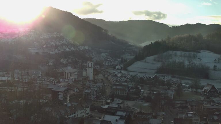 Dieses Bild zeigt eine Webcam-Aufnahme von Ottenhöfen, aufgenommen am Dienstag, den 30.12.2025 um 09:40 Uhr