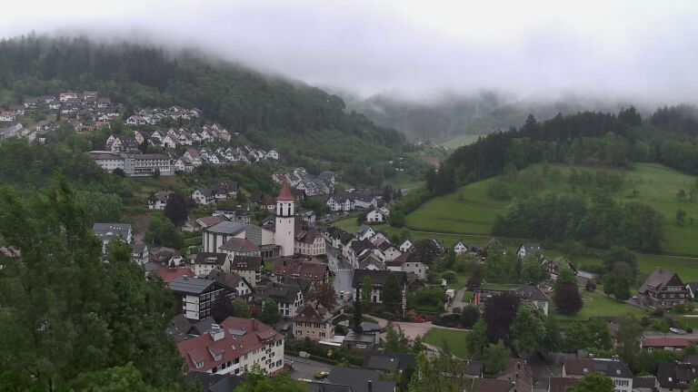 Dieses Bild zeigt eine Webcam-Aufnahme von Ottenhöfen, aufgenommen am Montag, den 11.05.2026 um 16:30 Uhr