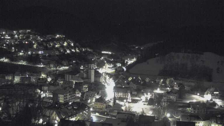Dieses Bild zeigt eine Webcam-Aufnahme von Ottenhöfen, aufgenommen am Donnerstag, den 08.01.2026 um 23:30 Uhr