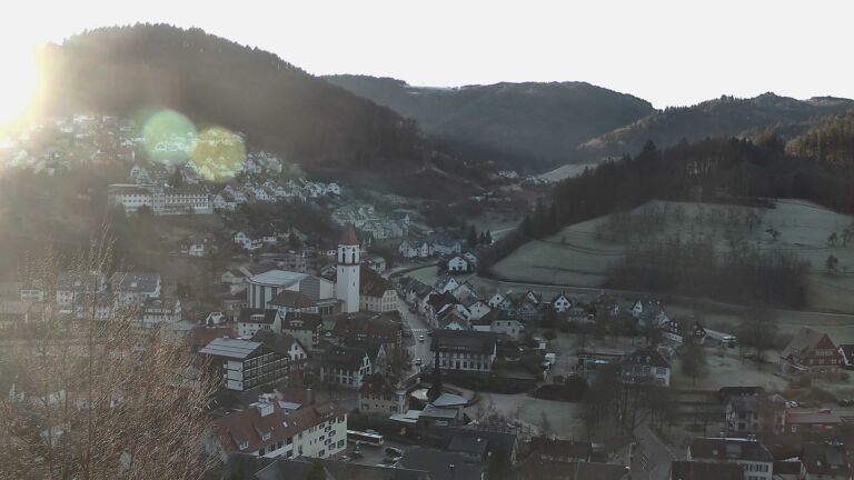 Dieses Bild zeigt eine Webcam-Aufnahme von Ottenhöfen, aufgenommen am Dienstag, den 27.01.2026 um 09:00 Uhr