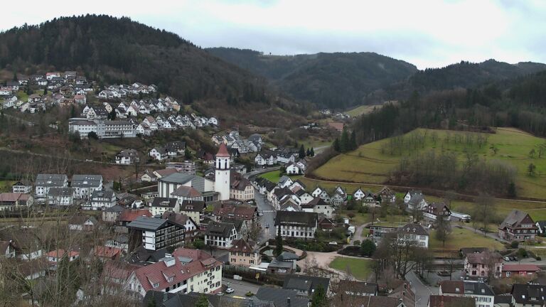 Dieses Bild zeigt eine Webcam-Aufnahme von Ottenhöfen, aufgenommen am Donnerstag, den 12.02.2026 um 10:10 Uhr