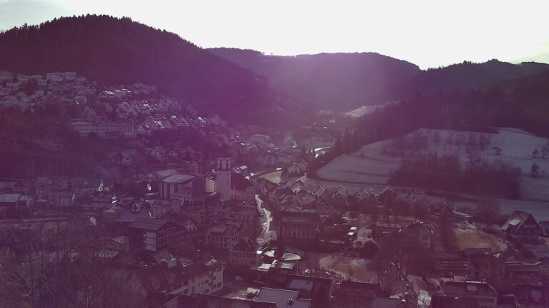 Dieses Bild zeigt eine Webcam-Aufnahme von Ottenhöfen, aufgenommen am Donnerstag, den 01.01.2026 um 11:40 Uhr