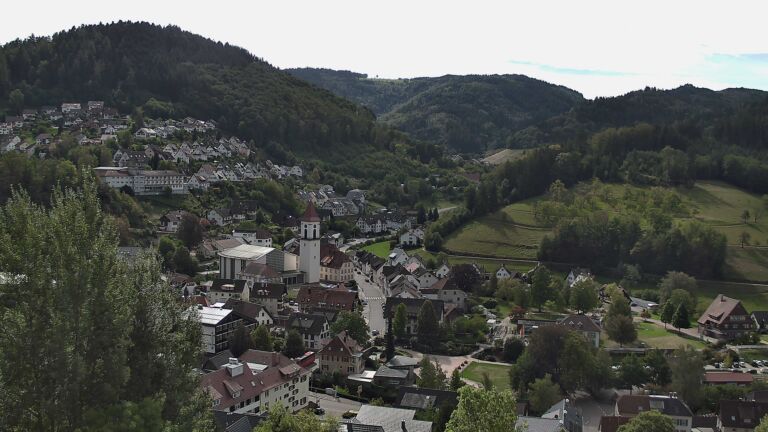 Dieses Bild zeigt eine Webcam-Aufnahme von Ottenhöfen, aufgenommen am Sonntag, den 13.09.2026 um 11:40 Uhr