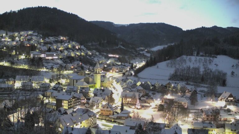 Dieses Bild zeigt eine Webcam-Aufnahme von Ottenhöfen, aufgenommen am Samstag, den 03.01.2026 um 07:30 Uhr