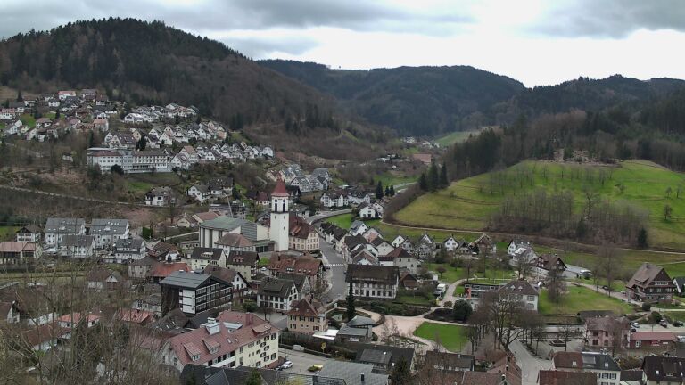 Dieses Bild zeigt eine Webcam-Aufnahme von Ottenhöfen, aufgenommen am Montag, den 16.03.2026 um 11:10 Uhr