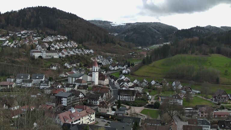 Dieses Bild zeigt eine Webcam-Aufnahme von Ottenhöfen, aufgenommen am Donnerstag, den 26.03.2026 um 14:40 Uhr