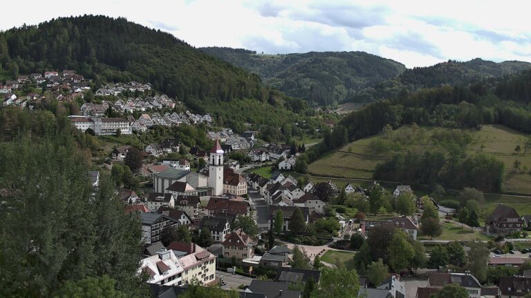 Dieses Bild zeigt eine Webcam-Aufnahme von Ottenhöfen, aufgenommen am Montag, den 07.09.2026 um 15:20 Uhr
