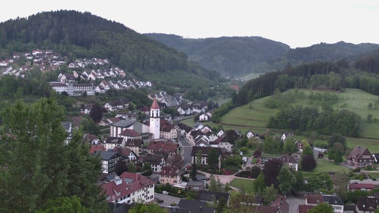 Dieses Bild zeigt eine Webcam-Aufnahme von Ottenhöfen, aufgenommen am Freitag, den 08.05.2026 um 06:00 Uhr