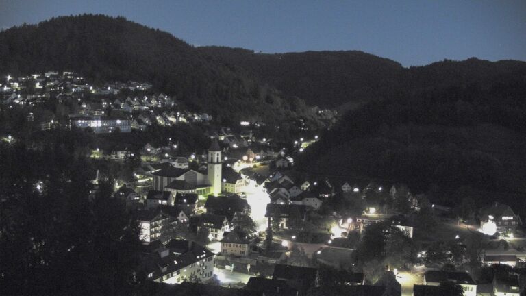 Dieses Bild zeigt eine Webcam-Aufnahme von Ottenhöfen, aufgenommen am Mittwoch, den 23.09.2026 um 20:10 Uhr