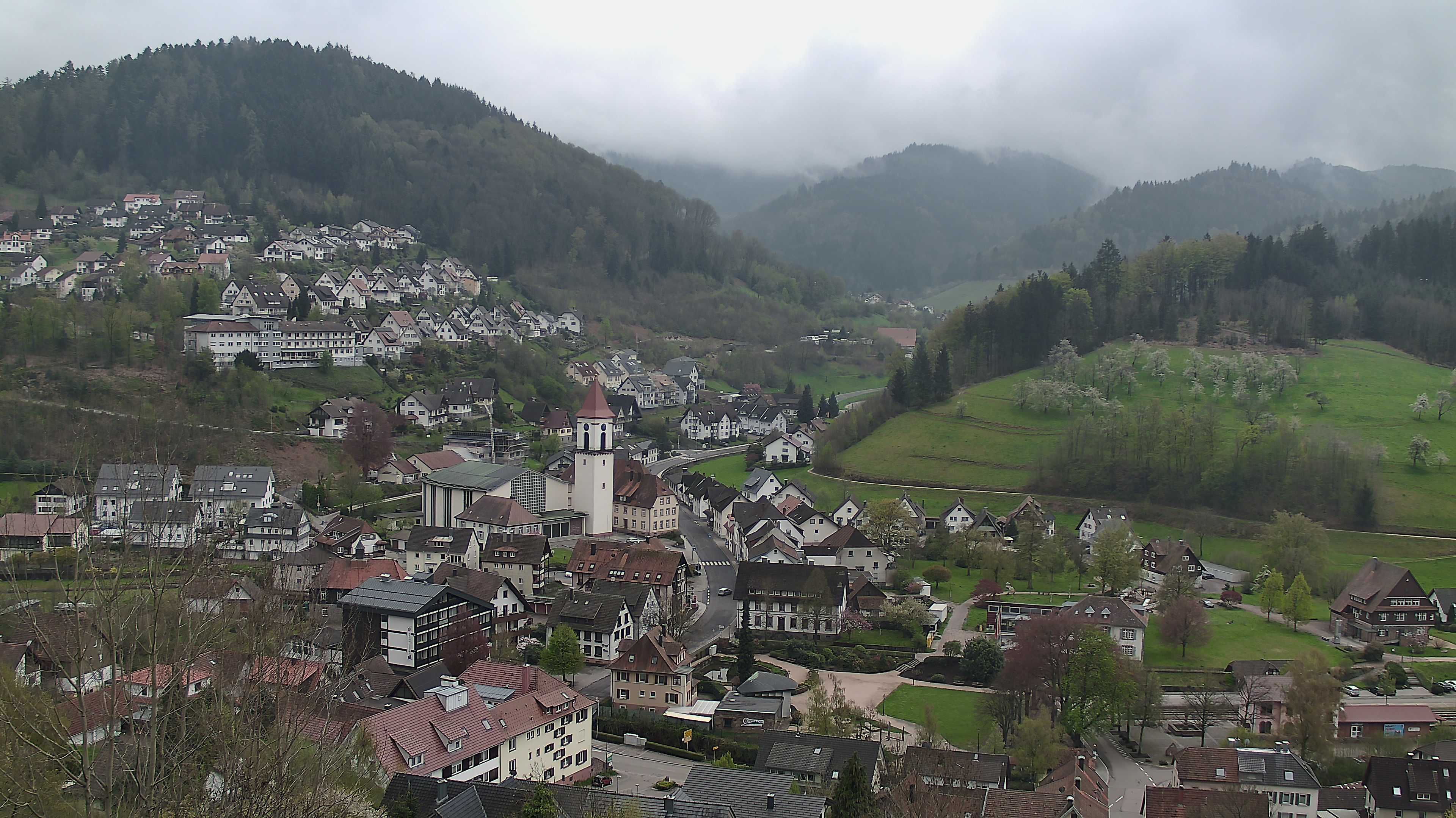 Zum Fotoarchiv vom Dienstag, 14. April 2026