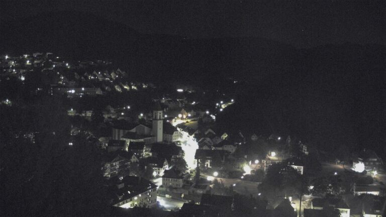 Dieses Bild zeigt eine Webcam-Aufnahme von Ottenhöfen, aufgenommen am Samstag, den 18.07.2026 um 00:00 Uhr