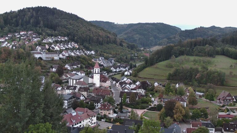 Dieses Bild zeigt eine Webcam-Aufnahme von Ottenhöfen, aufgenommen am Samstag, den 03.10.2026 um 07:30 Uhr