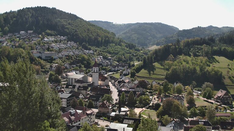 Dieses Bild zeigt eine Webcam-Aufnahme von Ottenhöfen, aufgenommen am Freitag, den 25.09.2026 um 12:30 Uhr
