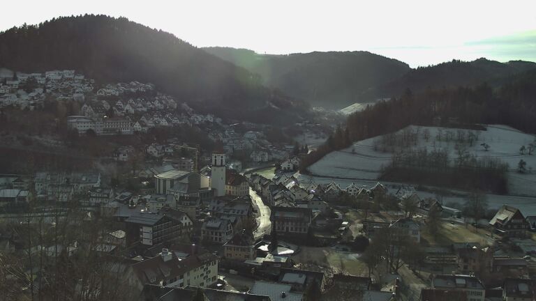 Dieses Bild zeigt eine Webcam-Aufnahme von Ottenhöfen, aufgenommen am Donnerstag, den 01.01.2026 um 11:00 Uhr