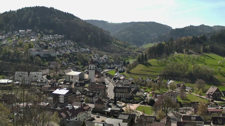 Dieses Bild zeigt eine Webcam-Aufnahme von Ottenhöfen, aufgenommen am Donnerstag, den 09.04.2026 um 11:40 Uhr