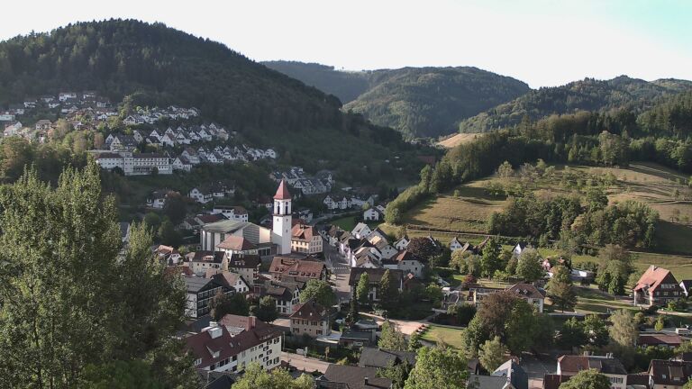 Dieses Bild zeigt eine Webcam-Aufnahme von Ottenhöfen, aufgenommen am Donnerstag, den 03.09.2026 um 08:40 Uhr