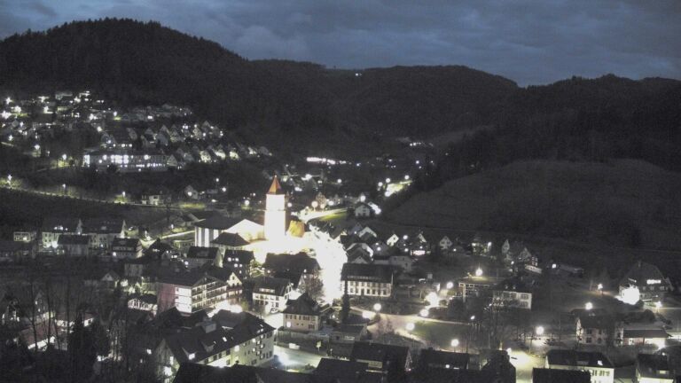 Dieses Bild zeigt eine Webcam-Aufnahme von Ottenhöfen, aufgenommen am Samstag, den 28.02.2026 um 18:50 Uhr