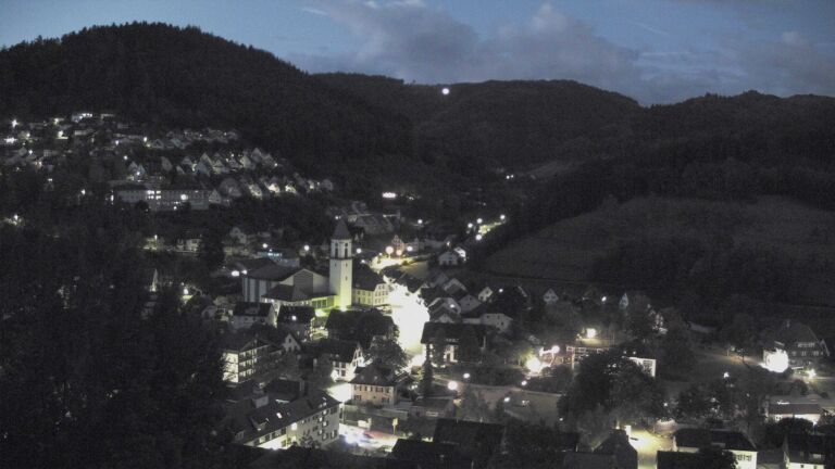Dieses Bild zeigt eine Webcam-Aufnahme von Ottenhöfen, aufgenommen am Dienstag, den 01.09.2026 um 05:50 Uhr