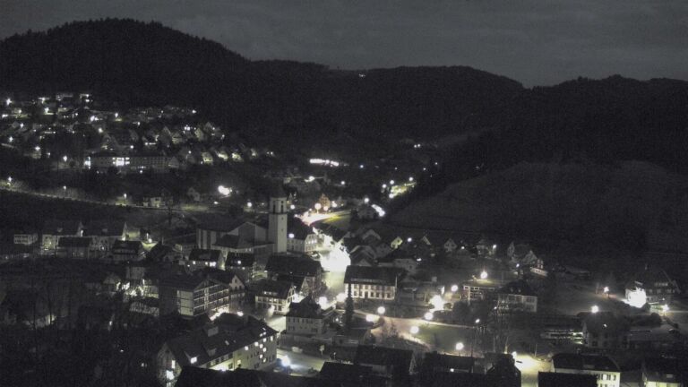 Dieses Bild zeigt eine Webcam-Aufnahme von Ottenhöfen, aufgenommen am Samstag, den 28.02.2026 um 23:30 Uhr