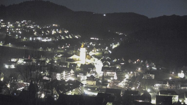 Dieses Bild zeigt eine Webcam-Aufnahme von Ottenhöfen, aufgenommen am Freitag, den 12.12.2025 um 17:40 Uhr