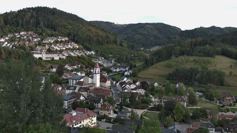Dieses Bild zeigt eine Webcam-Aufnahme von Ottenhöfen, aufgenommen am Mittwoch, den 02.09.2026 um 19:30 Uhr