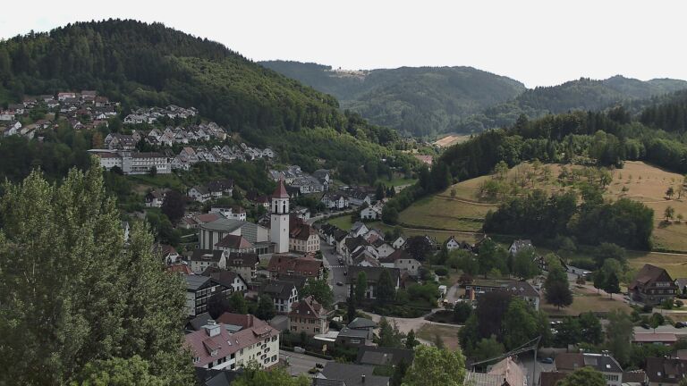 Dieses Bild zeigt eine Webcam-Aufnahme von Ottenhöfen, aufgenommen am Donnerstag, den 16.07.2026 um 15:10 Uhr