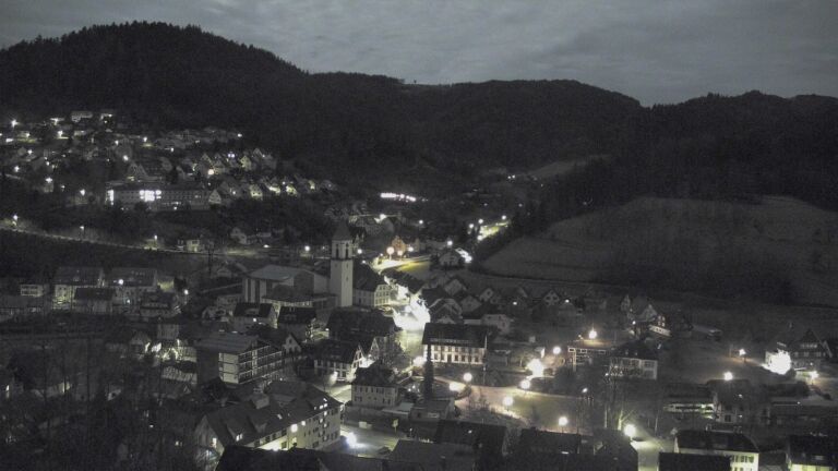 Dieses Bild zeigt eine Webcam-Aufnahme von Ottenhöfen, aufgenommen am Sonntag, den 01.02.2026 um 23:30 Uhr