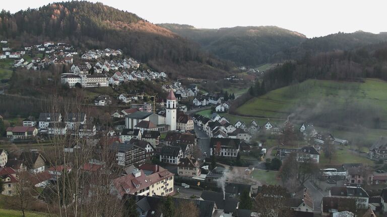 Dieses Bild zeigt eine Webcam-Aufnahme von Ottenhöfen, aufgenommen am Mittwoch, den 17.12.2025 um 15:40 Uhr