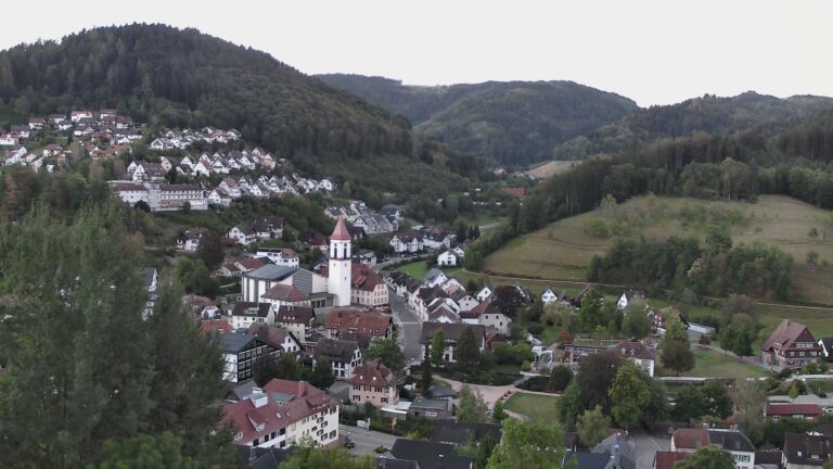 Dieses Bild zeigt eine Webcam-Aufnahme von Ottenhöfen, aufgenommen am Sonntag, den 06.09.2026 um 06:40 Uhr