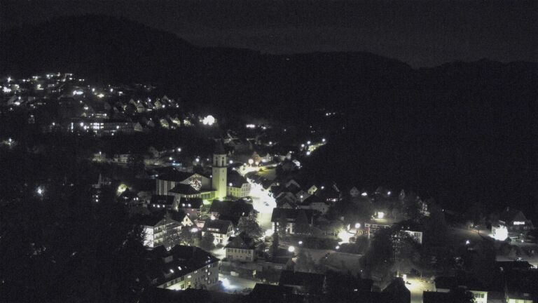 Dieses Bild zeigt eine Webcam-Aufnahme von Ottenhöfen, aufgenommen am Donnerstag, den 15.10.2026 um 22:00 Uhr