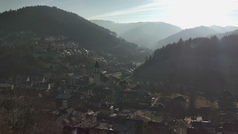 Dieses Bild zeigt eine Webcam-Aufnahme von Ottenhöfen, aufgenommen am Freitag, den 26.12.2025 um 12:30 Uhr