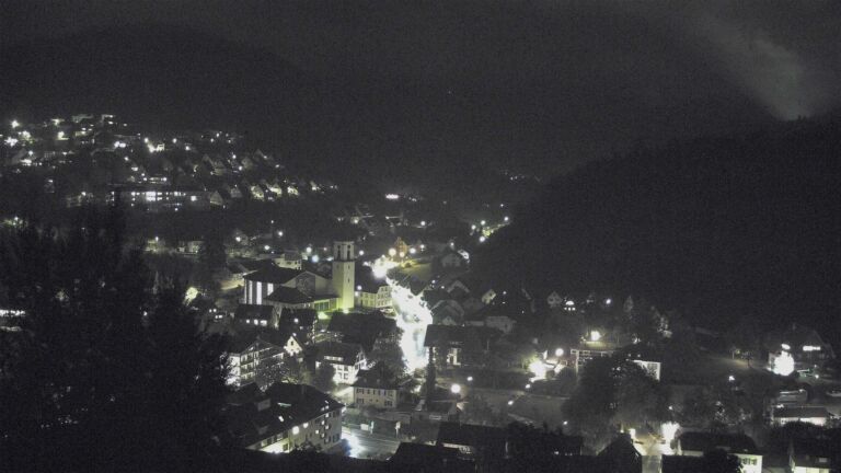 Dieses Bild zeigt eine Webcam-Aufnahme von Ottenhöfen, aufgenommen am Donnerstag, den 01.10.2026 um 20:50 Uhr