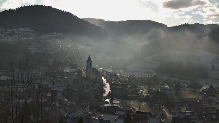 Dieses Bild zeigt eine Webcam-Aufnahme von Ottenhöfen, aufgenommen am Dienstag, den 30.12.2025 um 11:10 Uhr